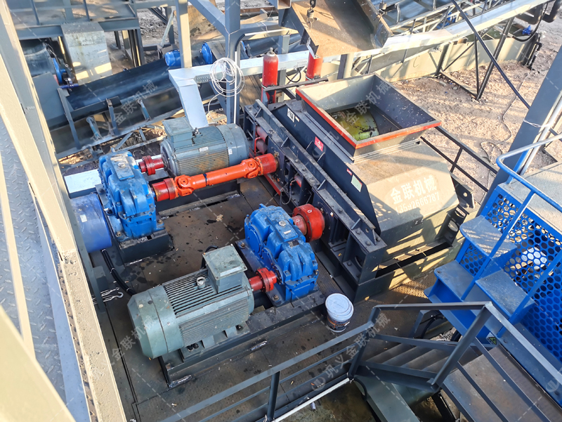 為什么說液壓對輥制砂機是攪拌站和砂漿廠的“理想砂源”？