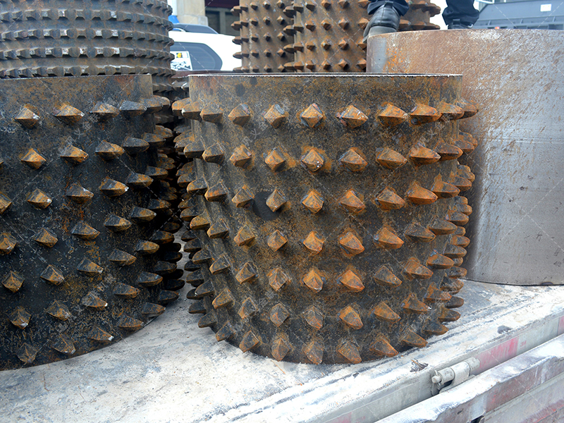 雙齒輥破碎機核心解密：齒形、轉速、間隙，如何協同決定破碎效果？